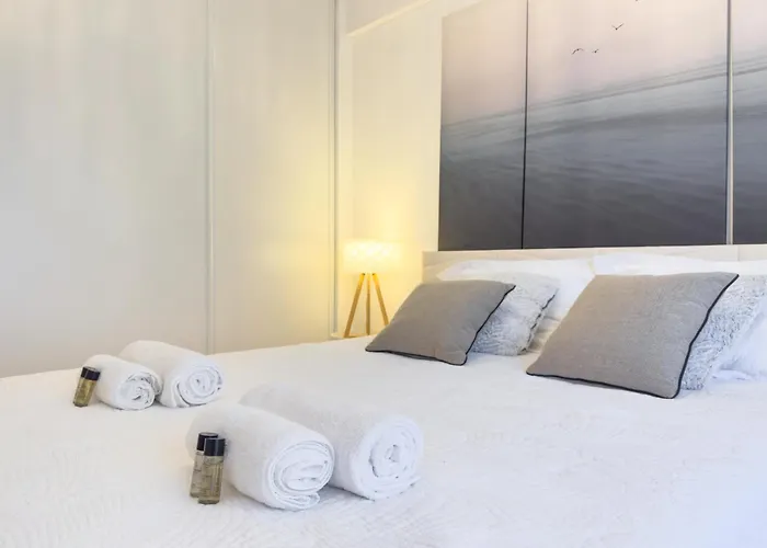 Le Dore By Winsome Destination Lägenhet